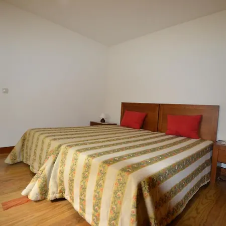 Aldeia Turistica De Louredo *