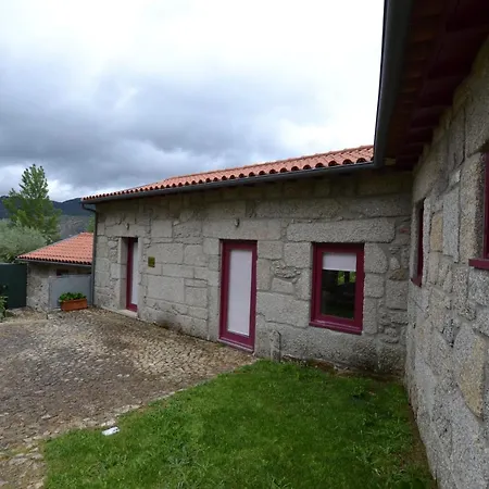 Casa rural Aldeia Turistica De Louredo *