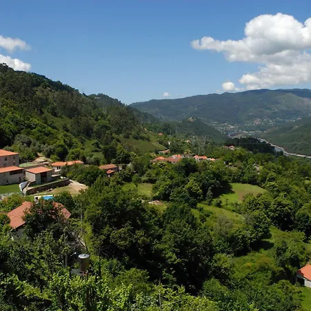 Aldeia Turistica De Louredo *