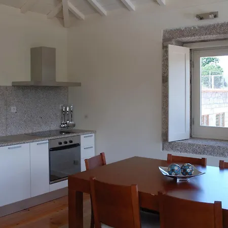 Aldeia Turistica De Louredo *