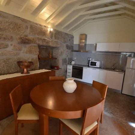 Aldeia Turistica De Louredo