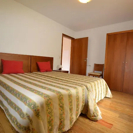 Aldeia Turistica De Louredo *